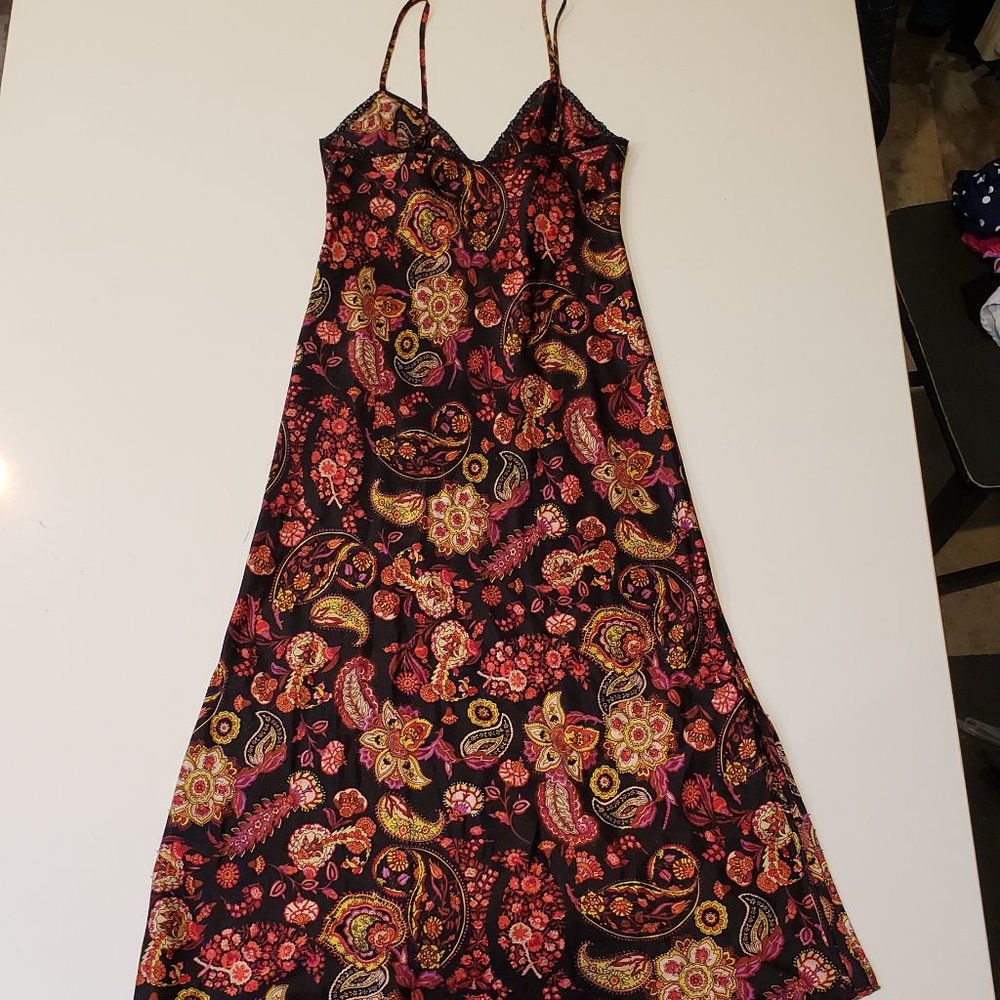 Kim Rogers Intimates Black Night Gown with Paisley Print